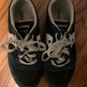 Saucony low pro jazz sneakers